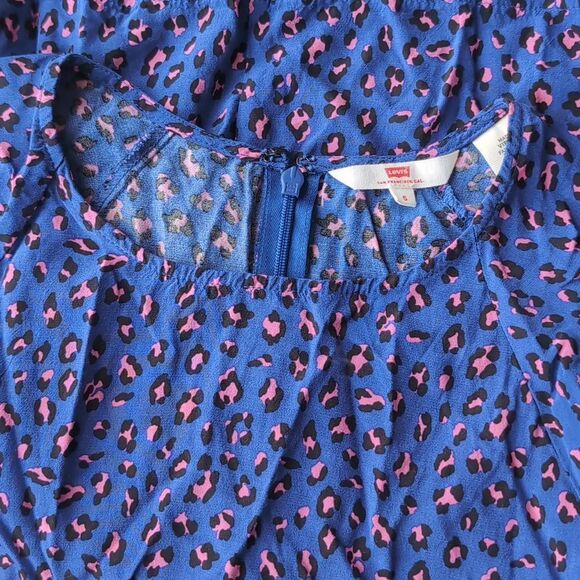 Levi's leopard blue relaxed fit blouse  size S - Picture 9 of 9
